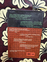 Load image into Gallery viewer, A Confederacy of Dunces by John Kennedy Toole