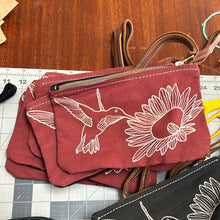 Load image into Gallery viewer, Hummingbird Pouch
