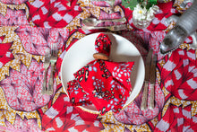 Load image into Gallery viewer, Tiptoe Through The Tulips - Tablecloth