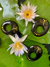 Load image into Gallery viewer, Painted Napkin Rings - Ring Set