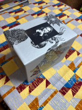 Load image into Gallery viewer, A Court of Thorns and Roses Box Set by Sarah J Maas
