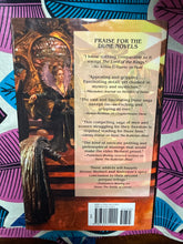 Load image into Gallery viewer, Hunters of Dune by Brian Herbert and Kevin J Anderson
