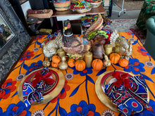 Load image into Gallery viewer, Retro With The Flow - Tablecloth
