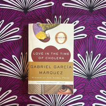 Load image into Gallery viewer, Love in the Time of Cholera by Gabriel Garcia Marquez
