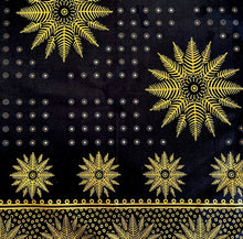 Load image into Gallery viewer, Black and Gold - Starburst - Napkin Set
