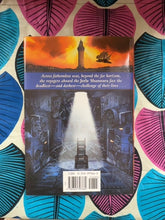 Load image into Gallery viewer, The Voyage of the Jerle Shannara - Antrax back cover
