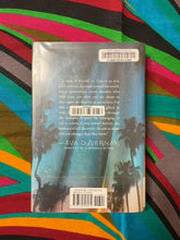 Load image into Gallery viewer, A Wrinkle in Time Movie Tie-in Edition (a Wrinkle in Time Quintet) back cover
