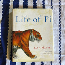 Load image into Gallery viewer, Life of Pi by Yann Martel
