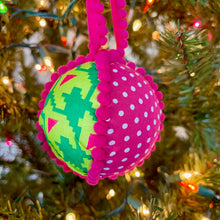 Load image into Gallery viewer, Holiday Chitenge Balls - Non-Quilted Individual
