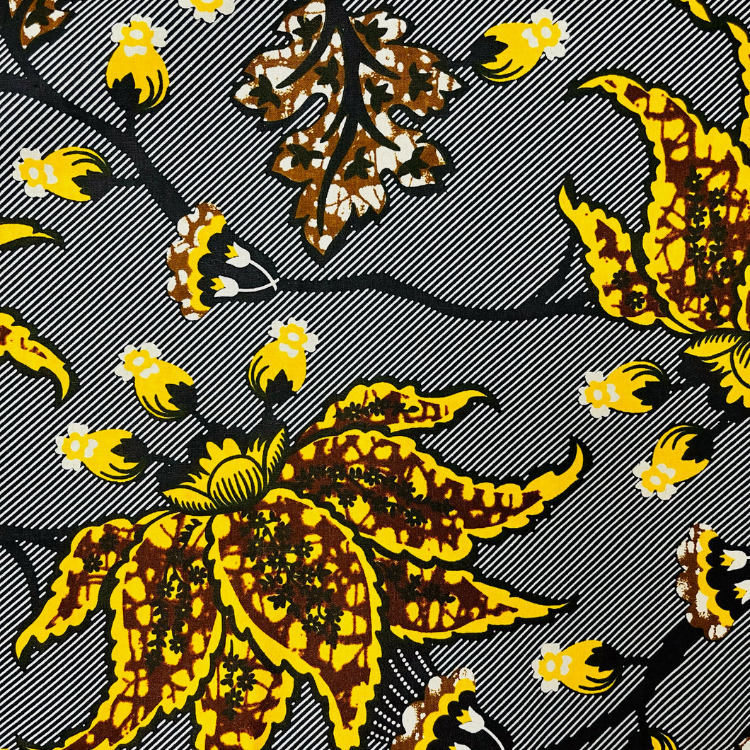 Petal To The Metal - Tablecloth