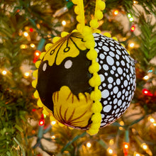 Load image into Gallery viewer, Holiday Chitenge Balls - Non-Quilted Individual
